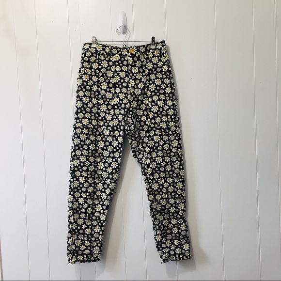 🌼SOLD🌼BBP Black Lazy Daisy Pants - Picture 3 of 6